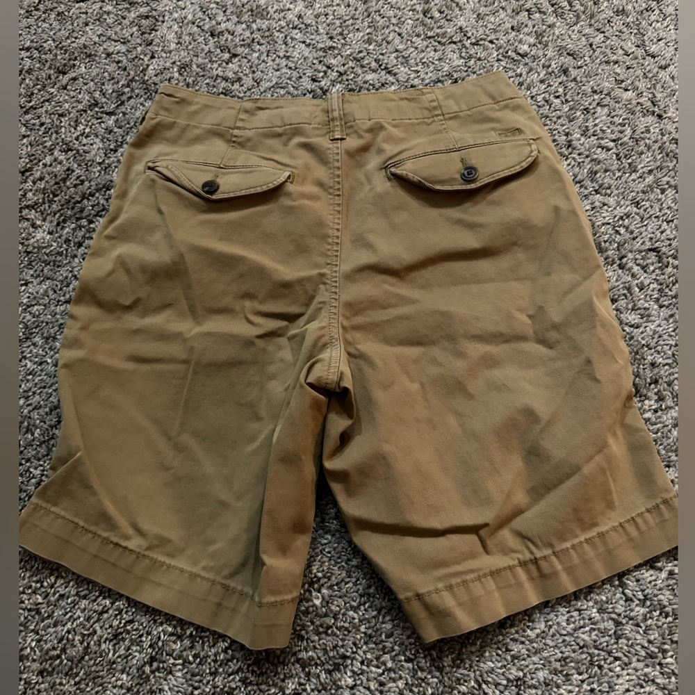 Men’s American Eagle Khaki Shorts